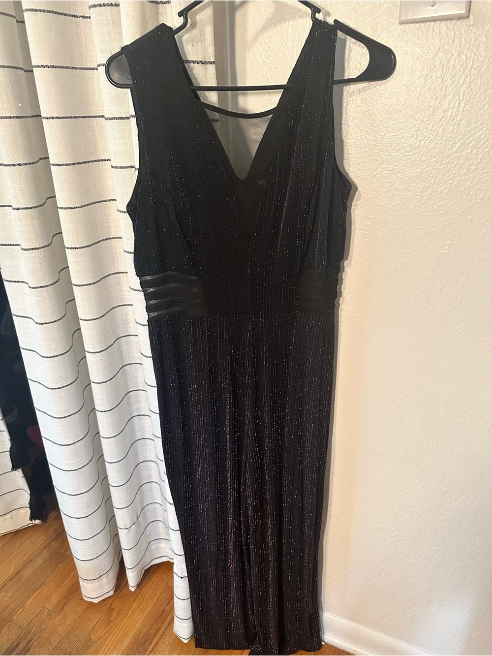 Elegant Black V-Neck Sparkle Jumpsuit
